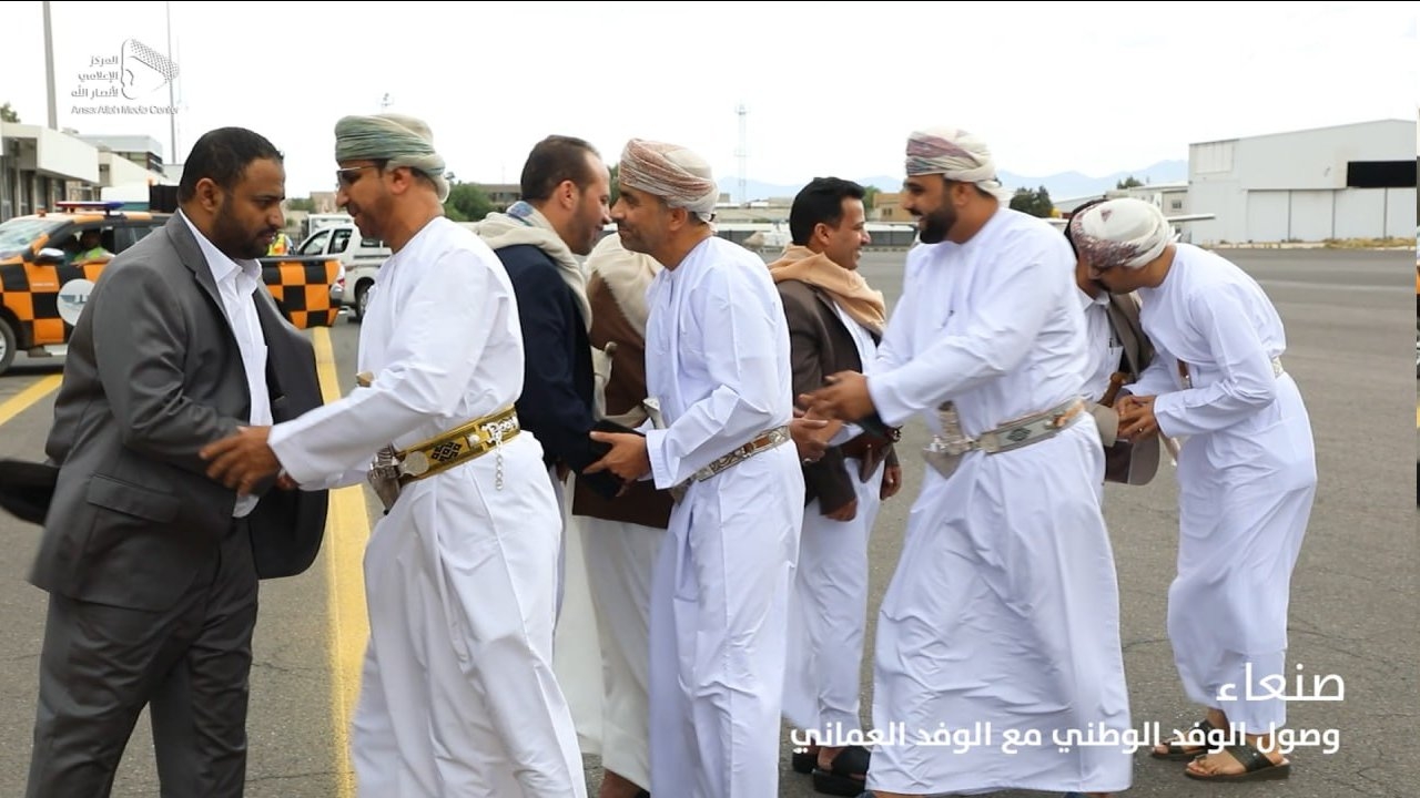 وفدان سعودي وعماني يصلان صنعاء لاستكمال النقاشات مع الحوثيين حول وقف إطلاق النار