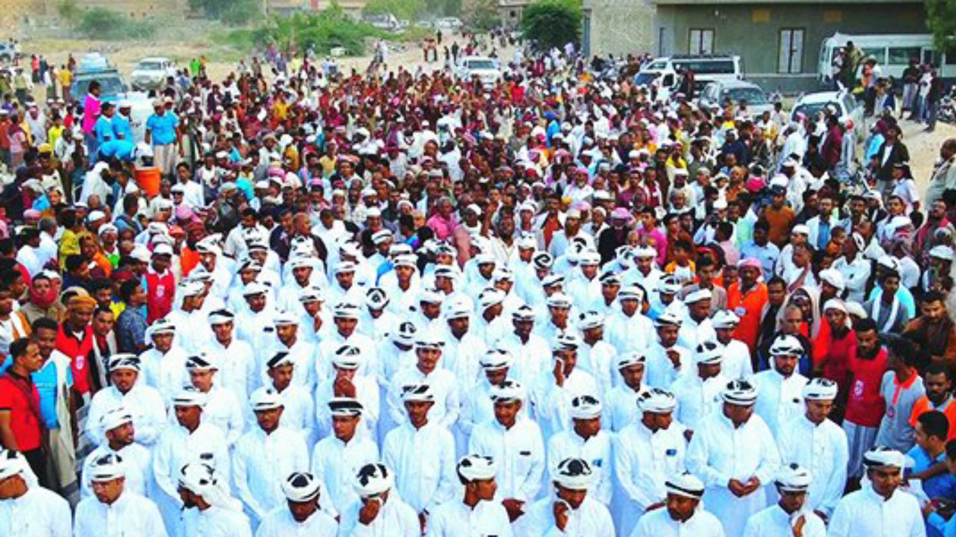 حضرموت.. مهرجان الحياة يؤسس حياة 154 عريسًا وعروسة