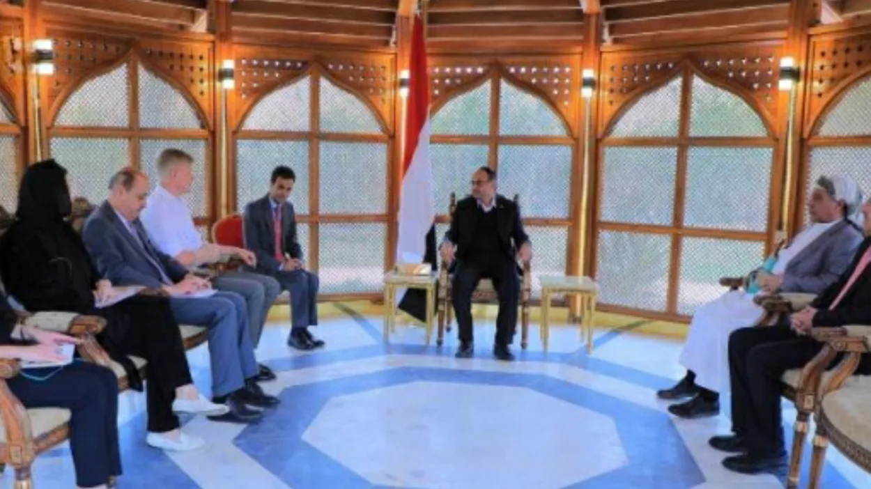 غروندبرغ يناقش ملف المحتجزين مع لجنة أسرى الحوثيين في صنعاء