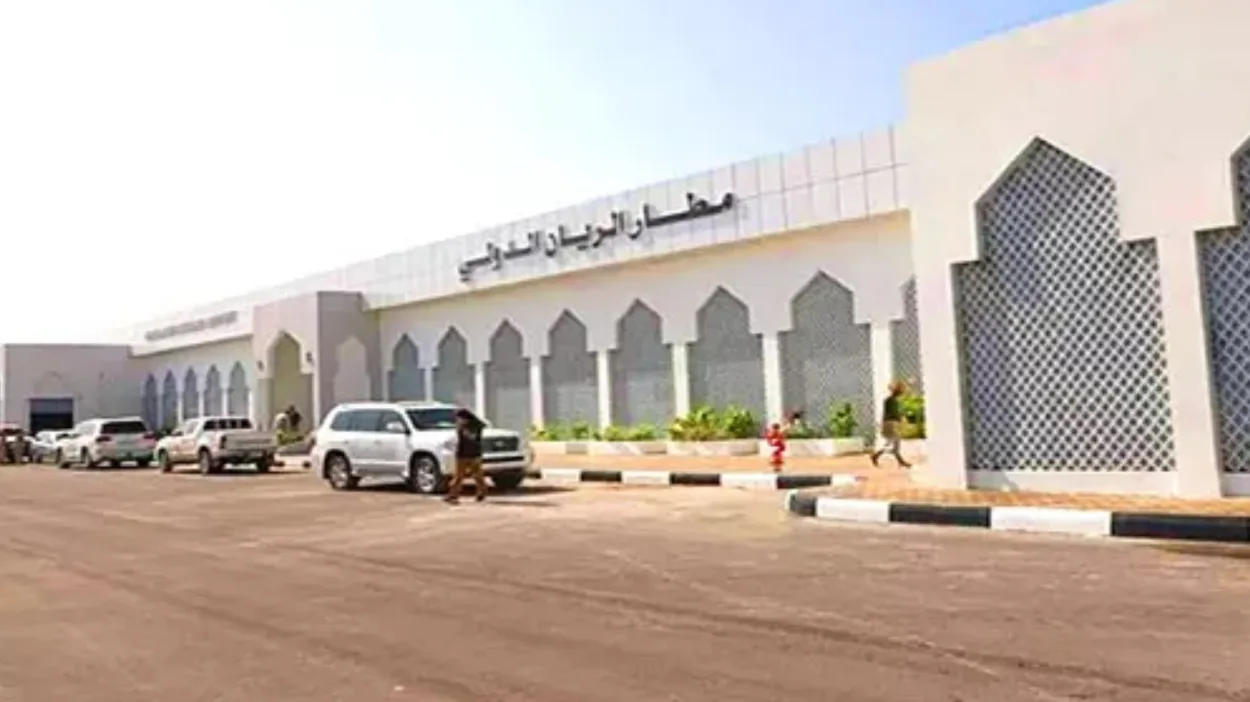الحكومة توجه بسرعة إعادة تشغيل مطار الريان الدولي في حضرموت