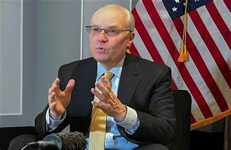ليندركينغ: "إيران تواصل تهريب الأسلحة لليمن" رغم الاتفاق مع السعودية