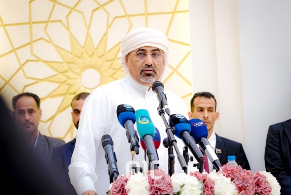 الزبيدي يتحدث عن ثلاثة خيارات مقترحة لتسمية دولة الجنوب.. ما هي؟