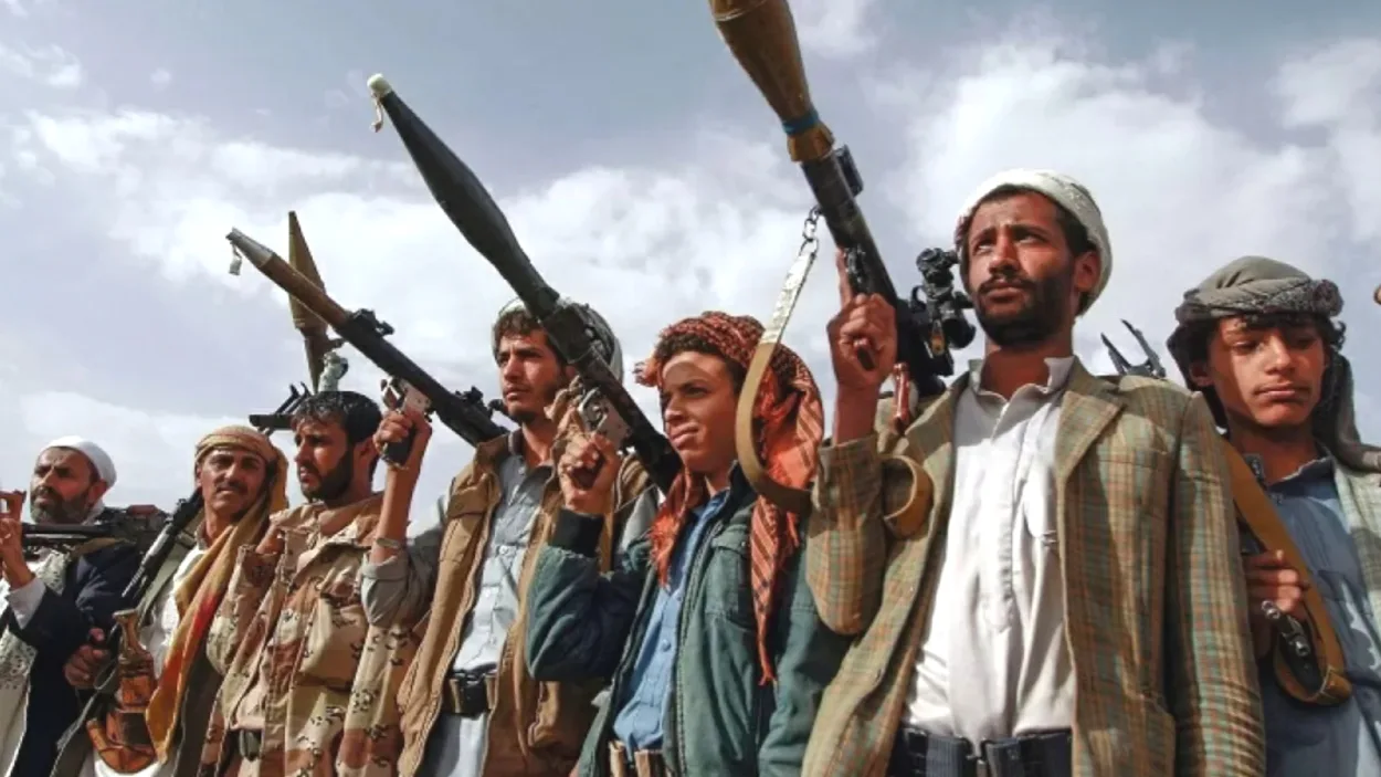 الحوثي يهدد بعودة التصعيد ويدعو السعودية لاستغلال فرصة "السلام"