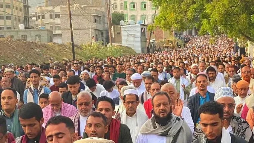 أبناء تعز يعربون عن خيبة أملهم إزاء استمرار الحصار المفروض على المدينة
