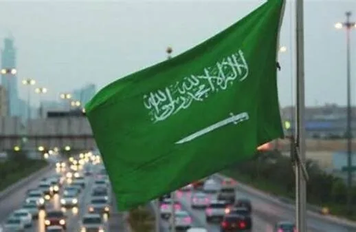 وفاة مغترب يمني وزوجته ونجاة ابنتيهما في حادث مروري بالرياض
