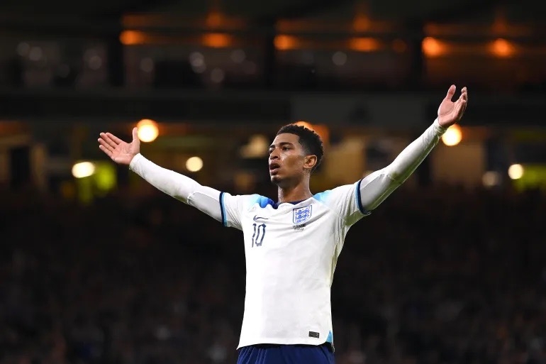 بيلينغهام أفضل لاعب شاب بالعالم حاليا