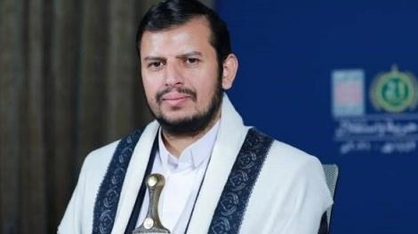 زعيم المليشيا يهدد باستهداف إسرائيل بالصواريخ والمسيرات واعتراض السفن بالبحر الأحمر