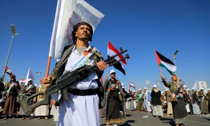 مسؤولون أمريكيون: لا نحاول هزيمة المليشيا وهدفنا "تقويض قدراتهم العسكرية"