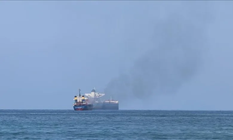 هجوم جديد يستهدف سفينتين في مضيق باب المندب
