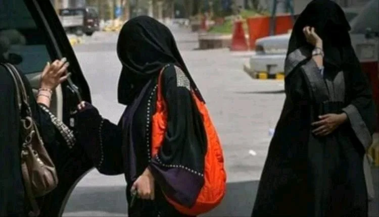 العثور على طالبة جامعية مقتولة داخل سيارتها في أحد شوارع صنعاء بعد أربعة أيام من اختفائها