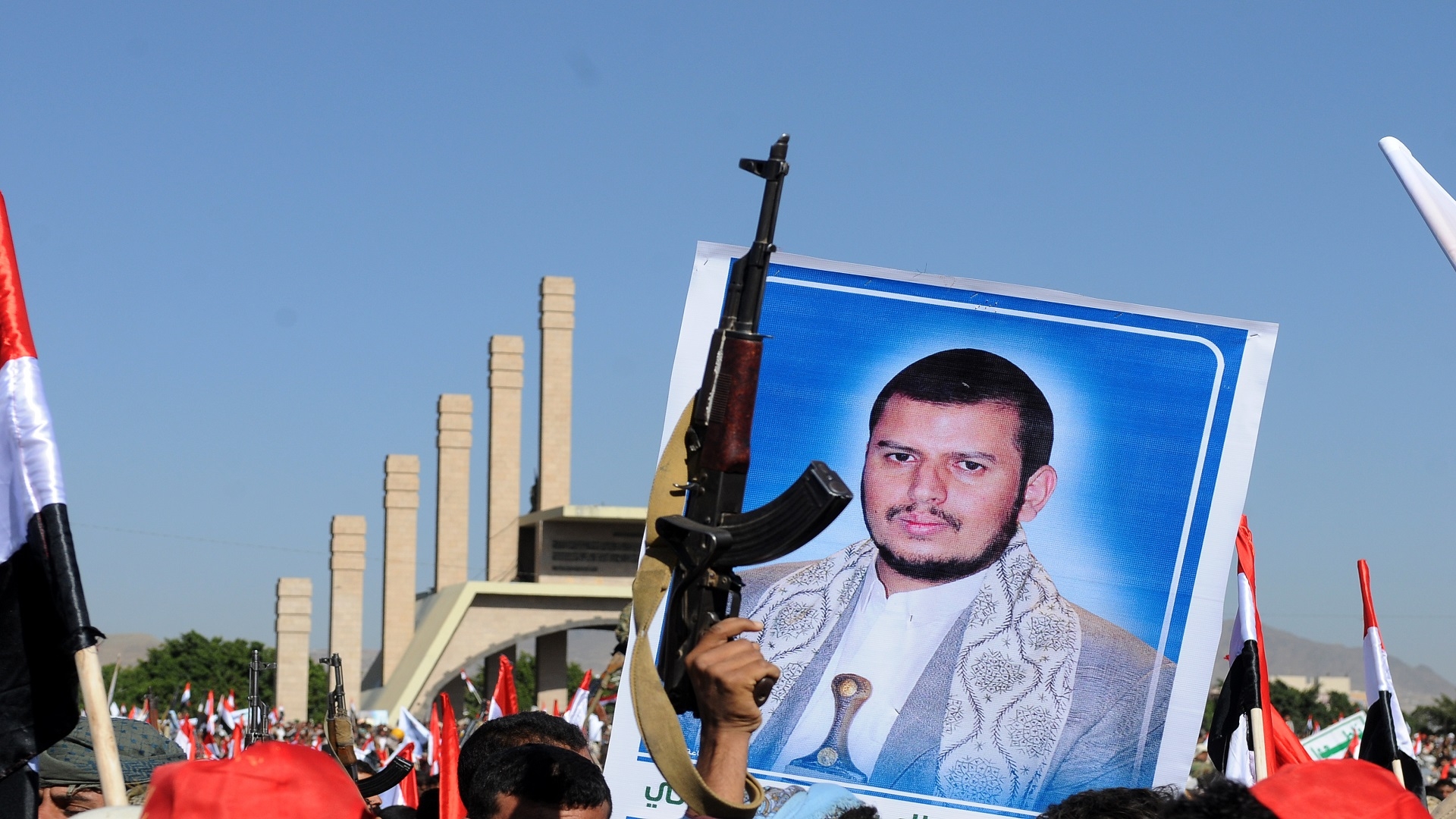 الحوثيون يتوعدون السعودية مجدداً .. سنواجهكم بالمثل