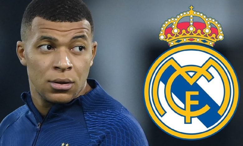شاهد.. مبابي يرفض التوقيع على لافتة تحمل شعار ريال مدريد