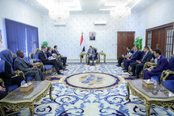 الحكومة تجدد مطالبتها بنقل مقرات وكالات ومنظمات الأمم المتحدة إلى عدن