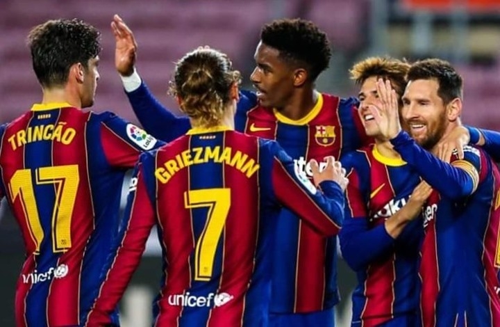 برشلونة يهز شباك ألافيس بخماسية