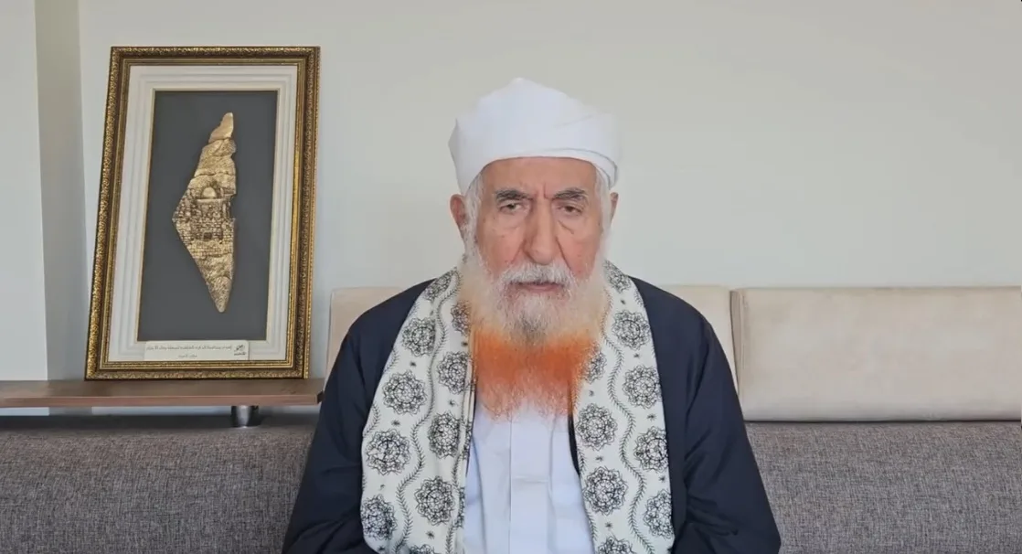 مصدر في مكتب الشيخ عبد المجيد الزنداني يتحدث لتعز تايم عن حالته الصحية