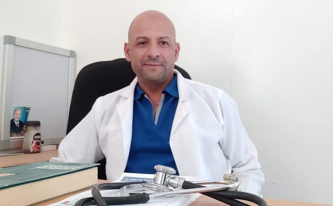 مدير المستشفى السويدي بتعز لـ تعز تايم: اختطافي كان بقصد إهانتي وإذلالي